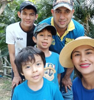 d72903d1-8ce8-421f-82b1-f28eb44c6576