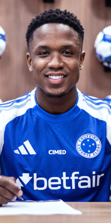 Luis-Sinisterra-Cruceiro-scaled