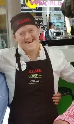 41390515_1955295277847621_7934286127500886016_n